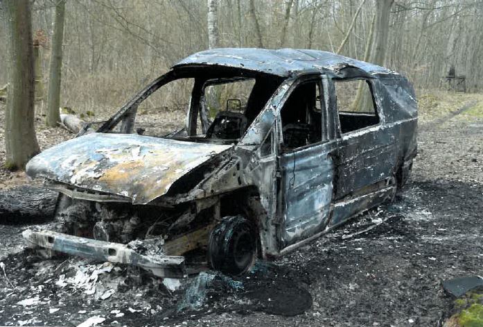Raub Autobahn Gützkow Mercedes Vito ausgebrannt
