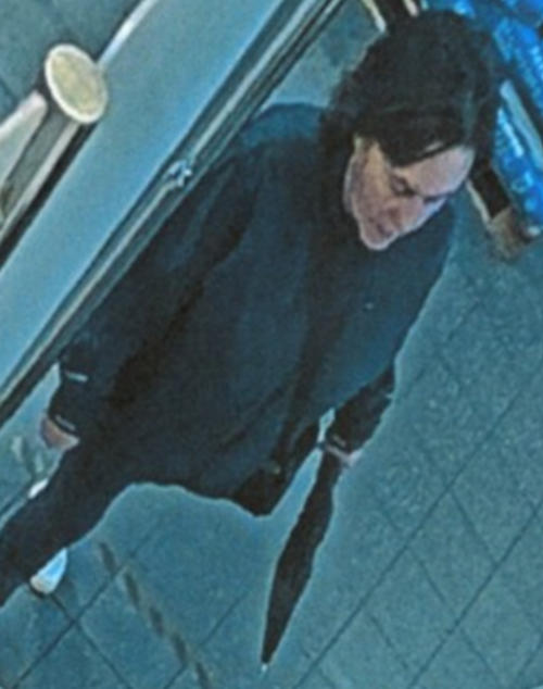 Barth: Geld im EC-Automaten vergessen, Fahndung nach Dieb